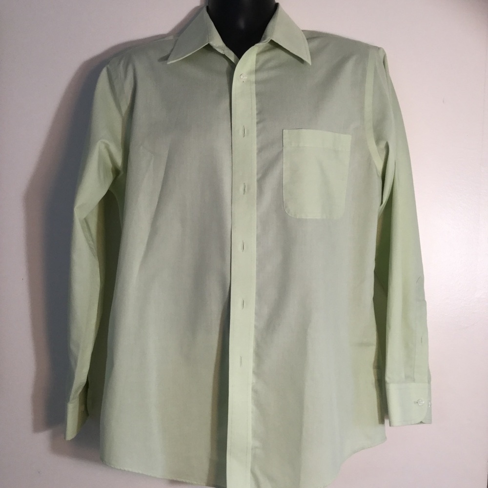 Pale Green 15.5”x 32” Wrinkle resistant broad cloth